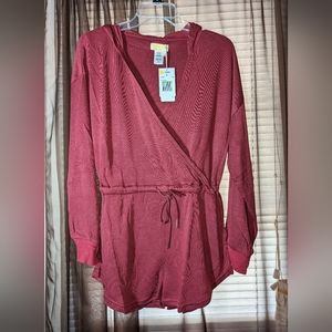 L*Space Romper Redondo Small hooded